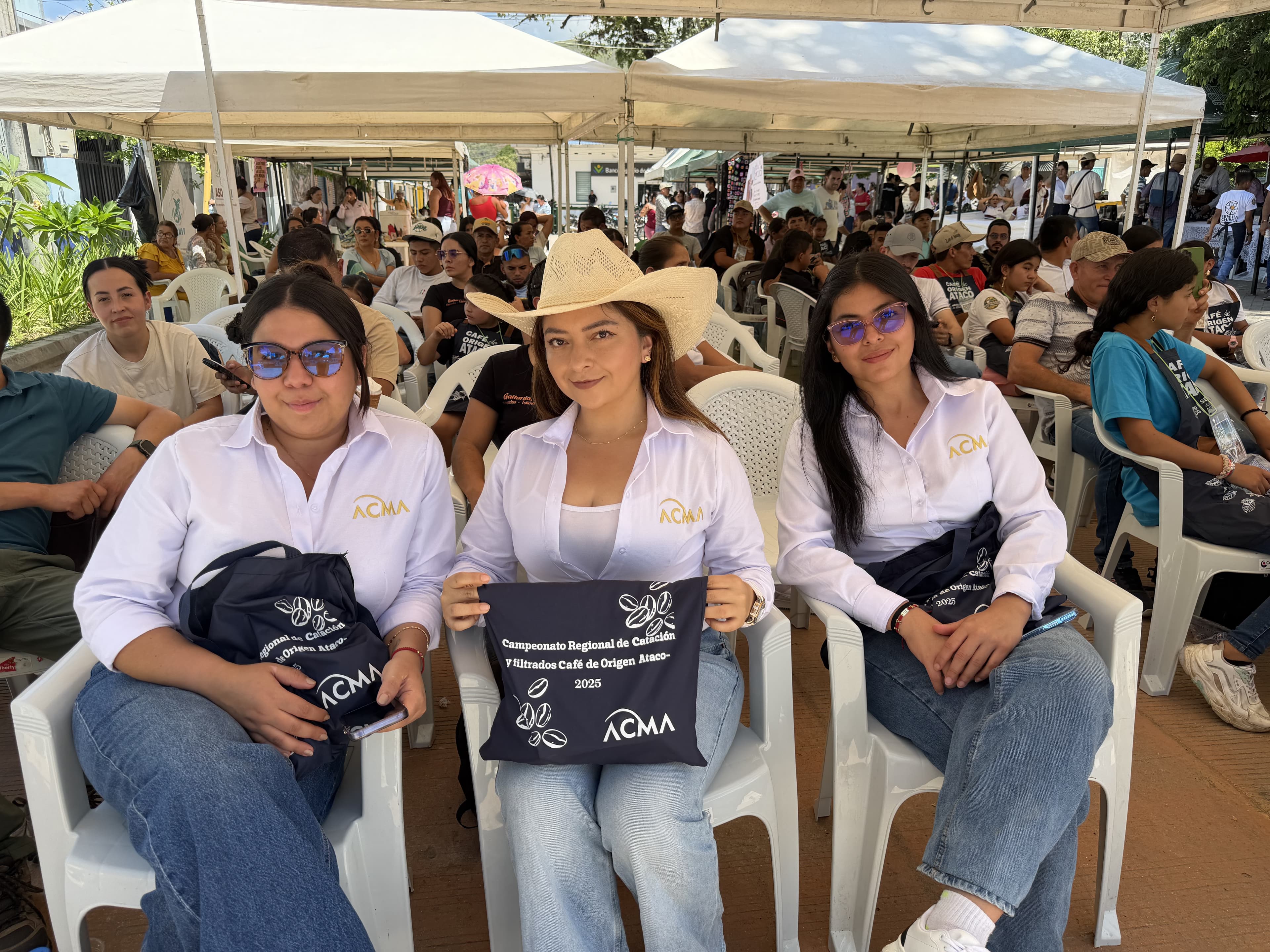 PARTICIPACIÓN EN FERIAS DE CAFÉ Y EMPRENDIMIENTO