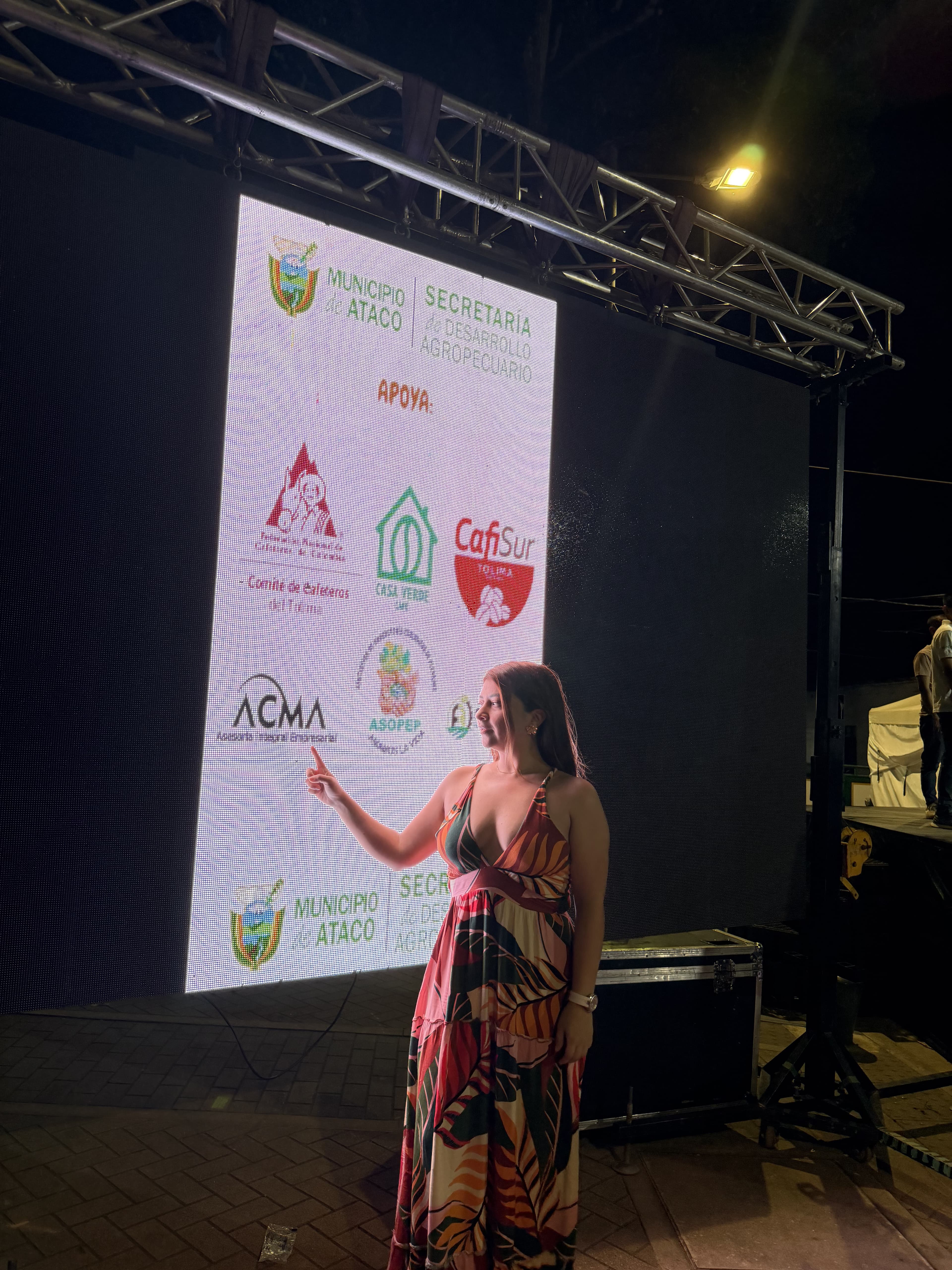 Presentación de ACMA en la feria de café